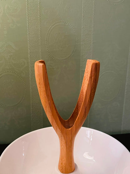 Modern Fruit Bowl with Bamboo Banana Holder 8.5 Inch