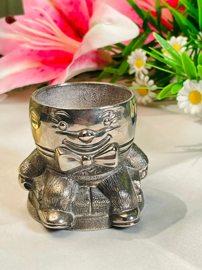 Silver-Tone Figural Egg Cup Holder – 7 cm