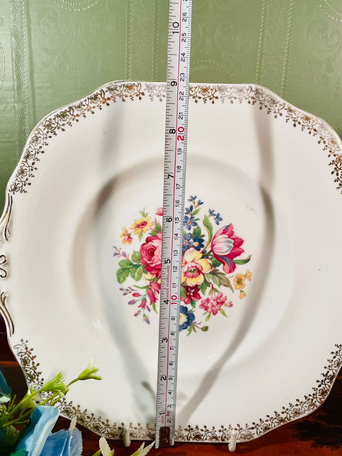 Royal Floral Handled Fine bone china Platter – 9 Inch
