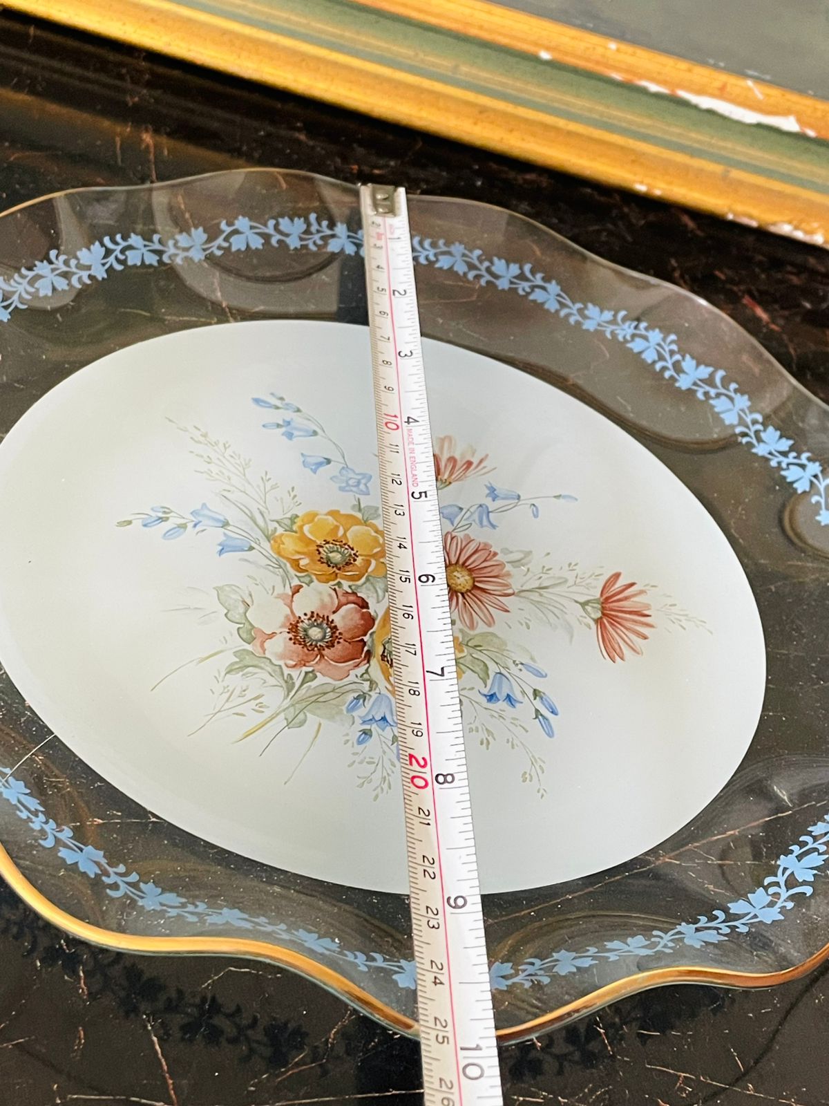Vintage Hand-Painted Floral Glass Plate – Blue Leaf Border & Gold Trim, Scalloped Edge