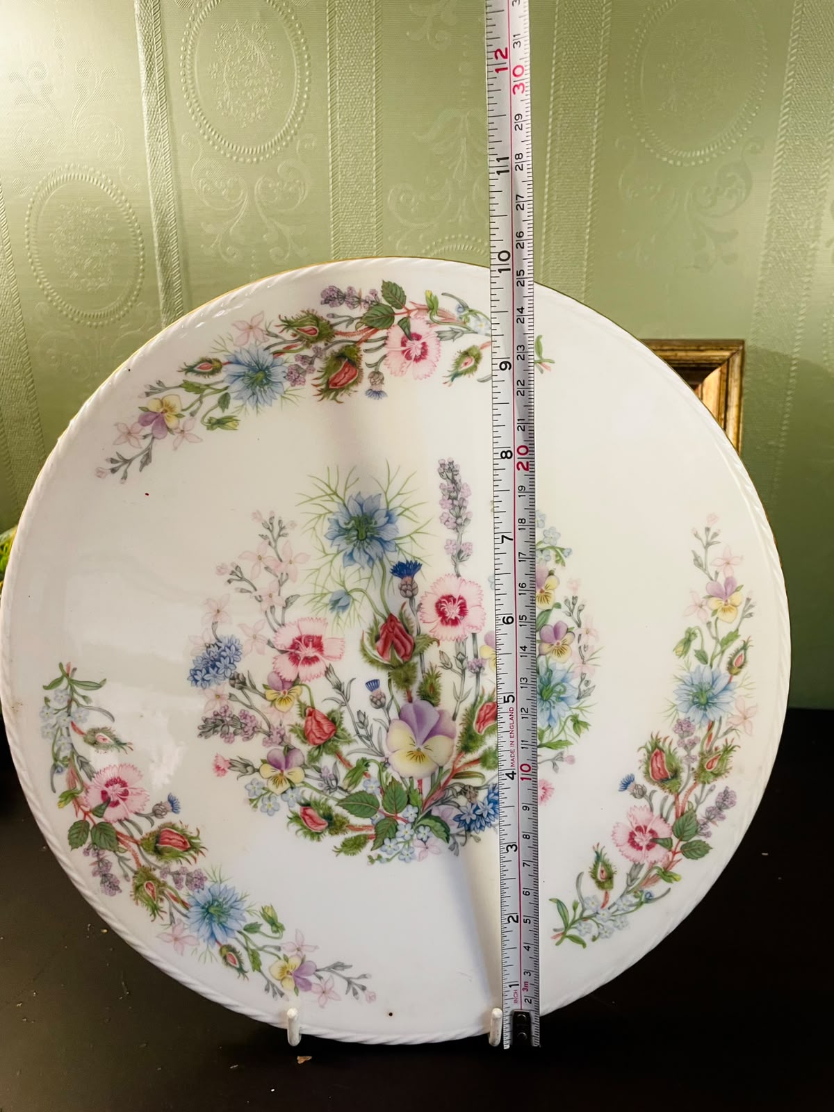 Aynsley Wild Tudor 10" Fine Bone China Decorative Wall Plate