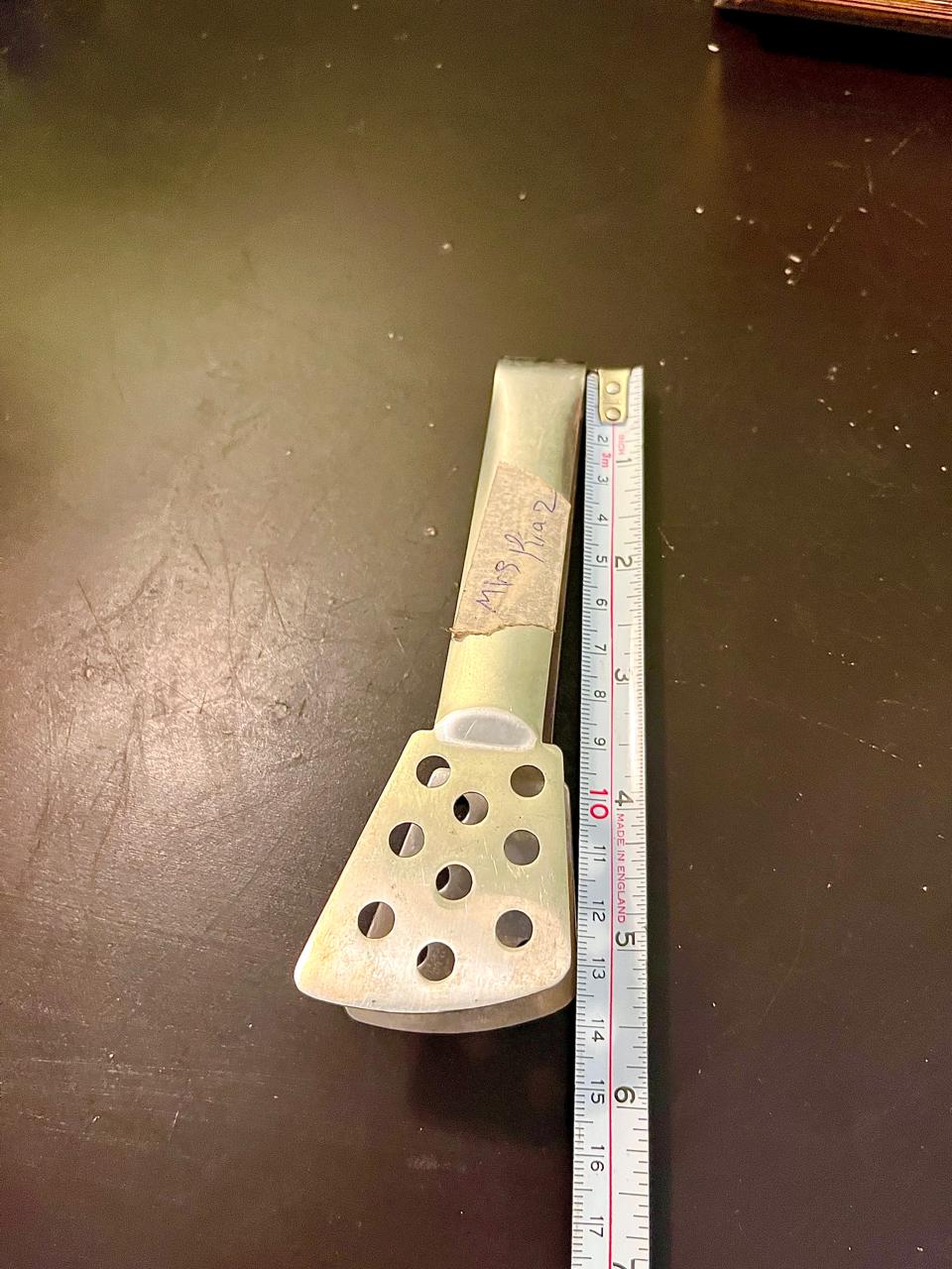 Vintage Perforated Stainless Steel Pie Server 14 cm
