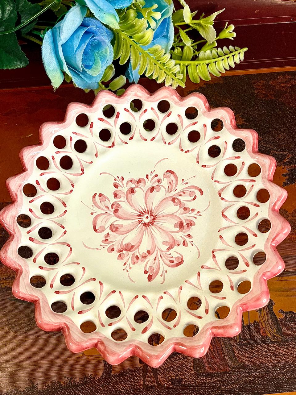 Vintage Pink Hand Painted Floral Pierced Ceramic Decor Plate 18 cm