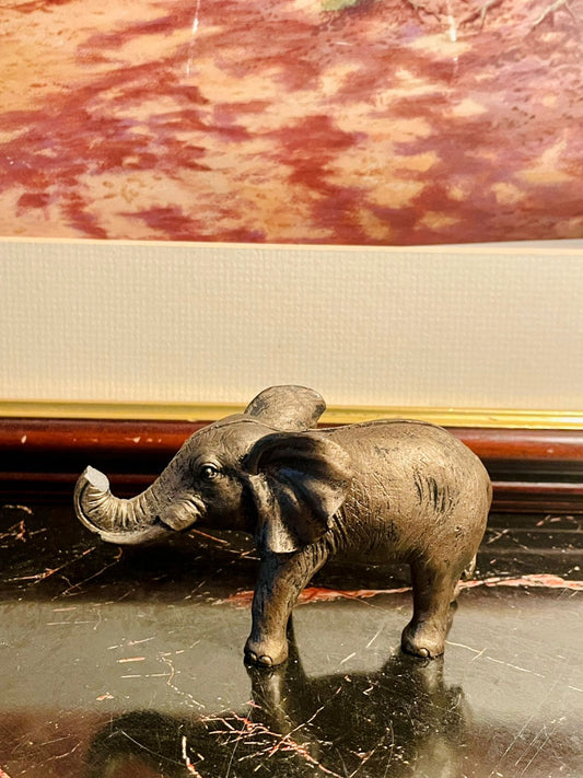 Elephant Figurine Pakistan
Lucky Elephant Statue
Resin Elephant Décor
Feng Shui Elephant Ornament
Animal Collectibles
Vintage Elephant Statue
Made in England Figurin