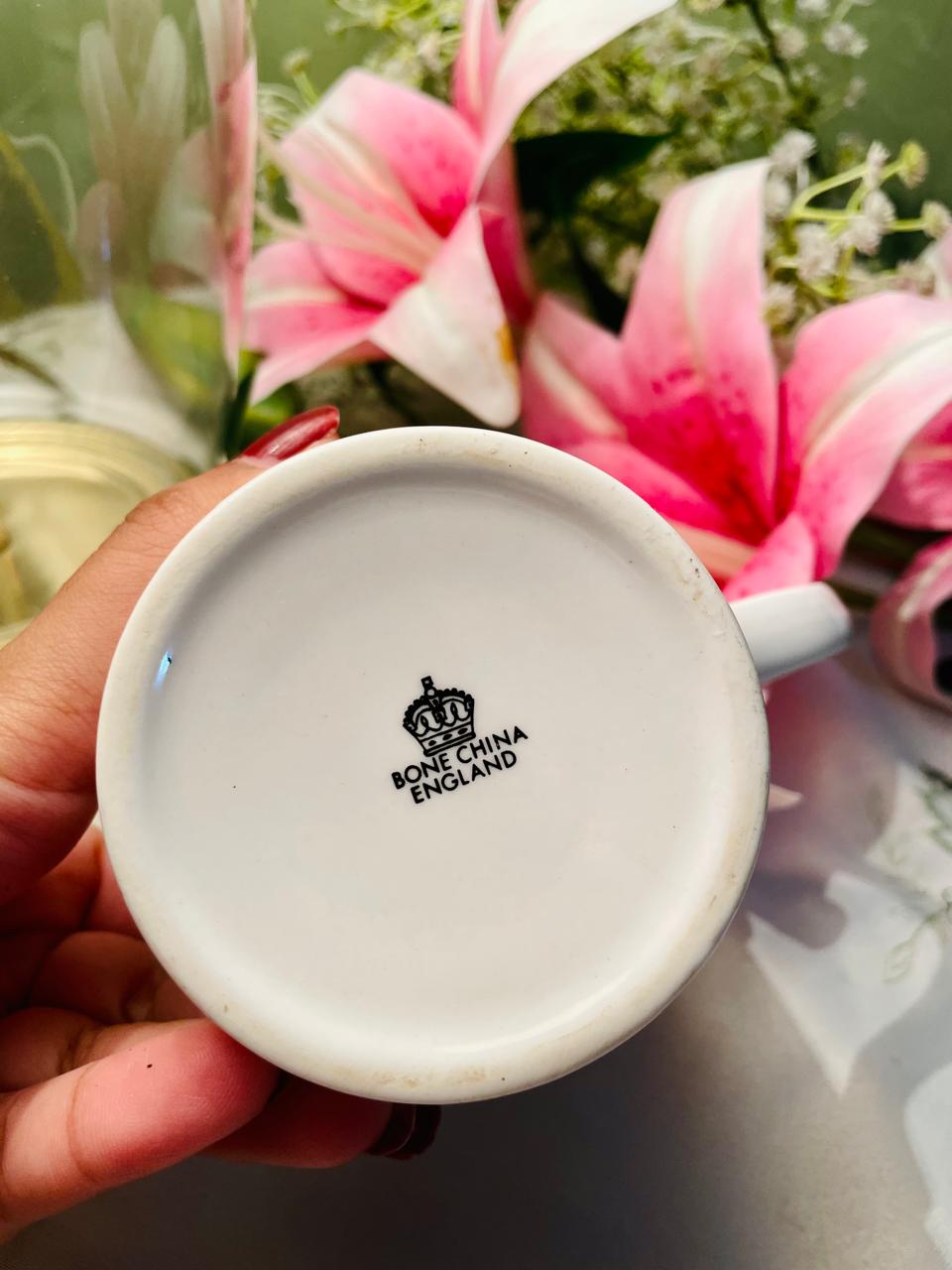 English Bone China Sunflower Mug – Approx. 4.5 Inch