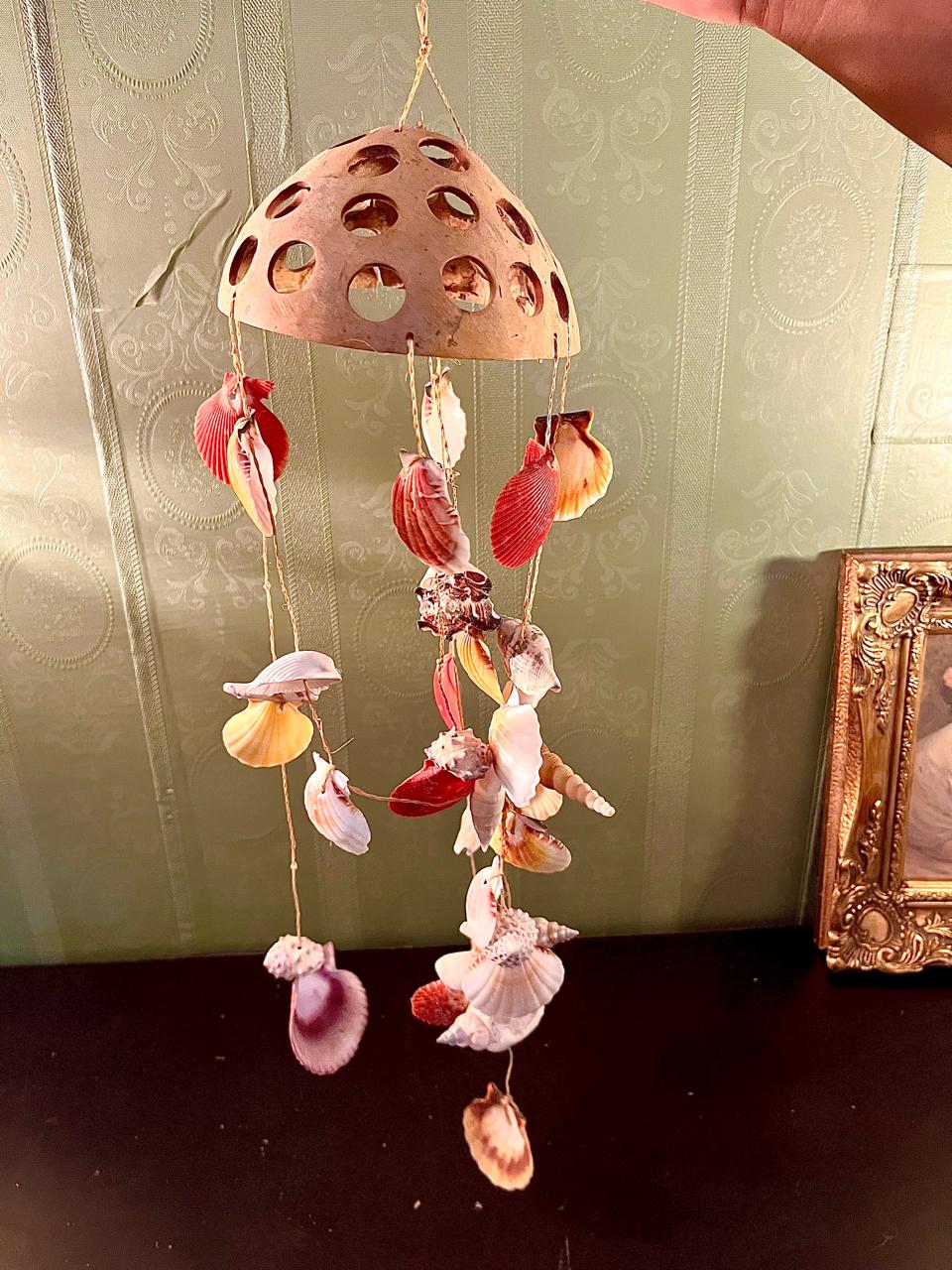 Natural Seashell Hanging Wind Chime – Coastal Beach Decor
