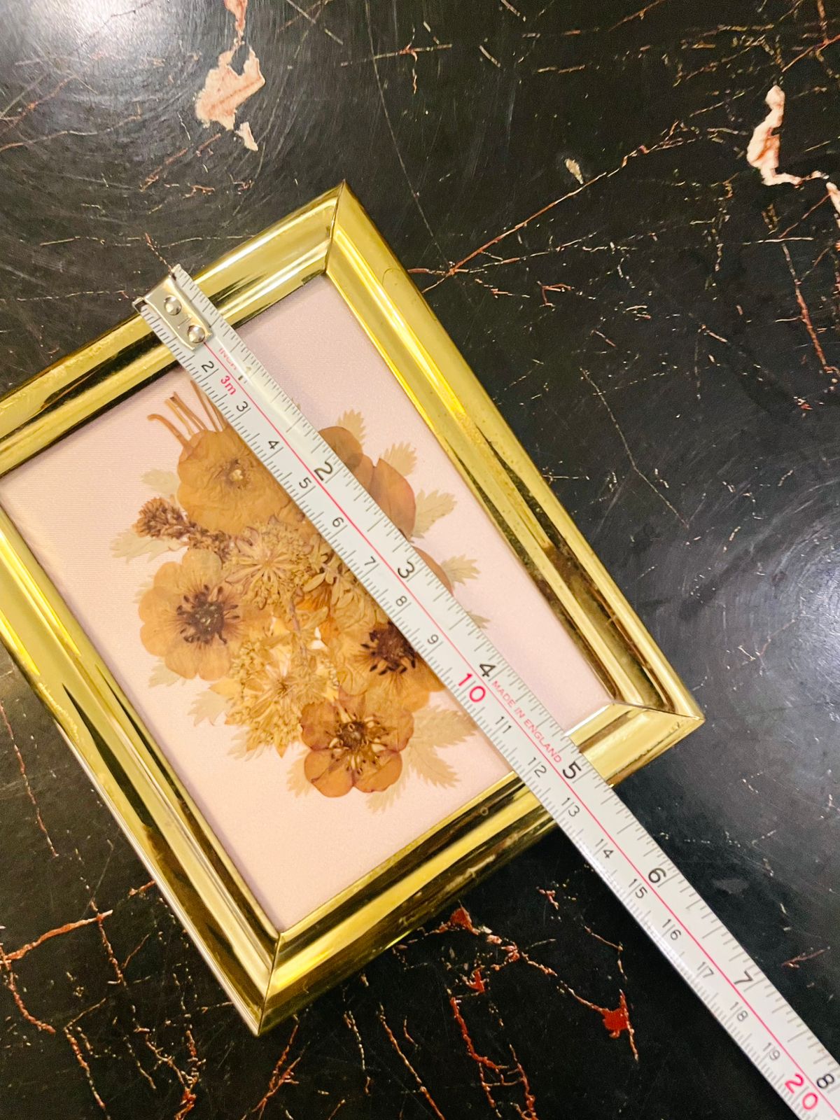 Gold Framed Pressed Flower Art with Dried Floral Design 5.2 inch