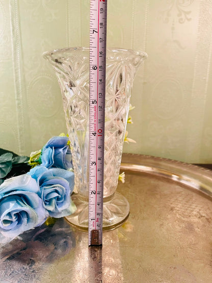 Clear Crystal Starburst Vase – 6.5 Inch