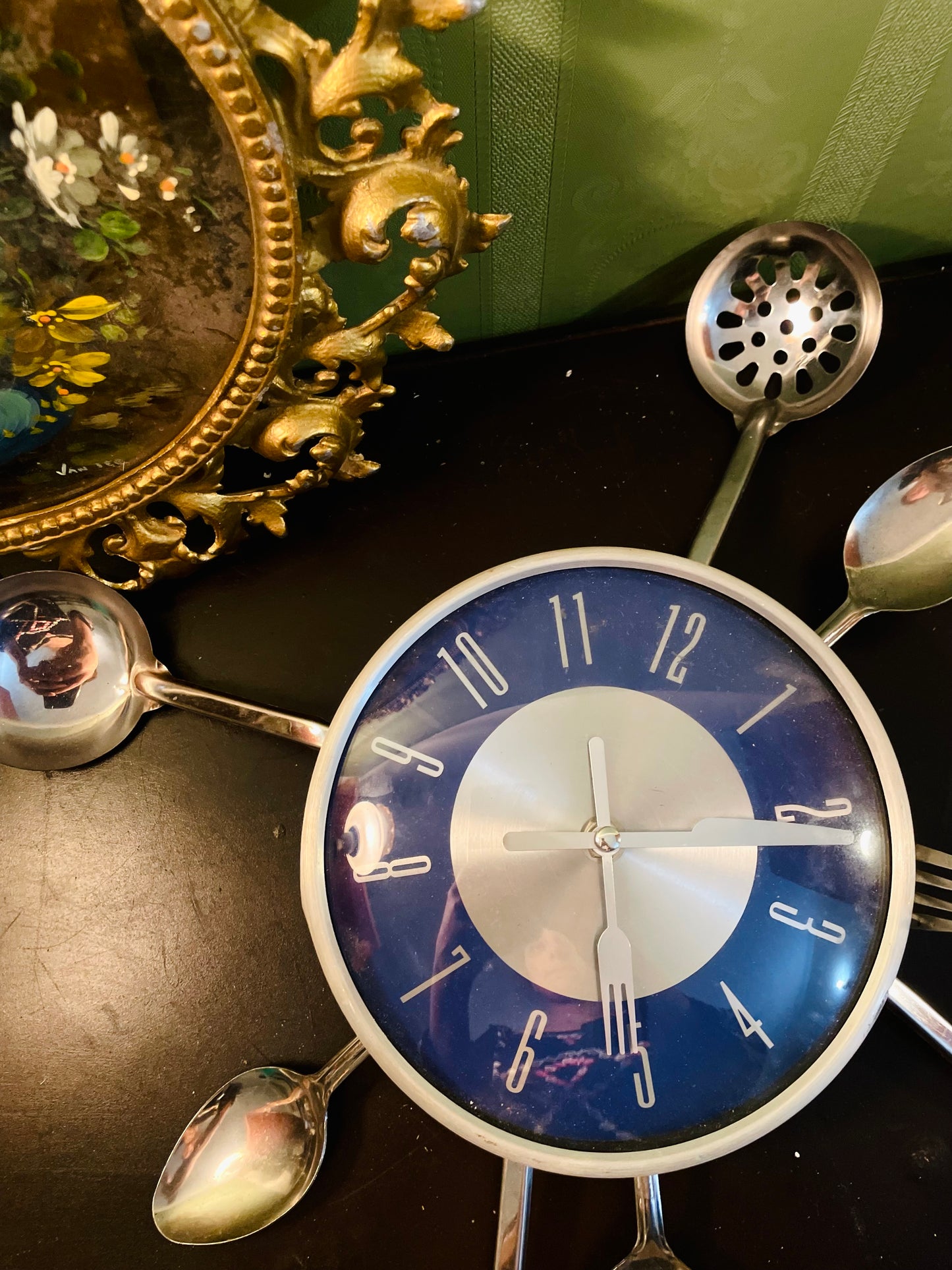 Vintage Cutlery Kitchen Wall Clock Blue Dial