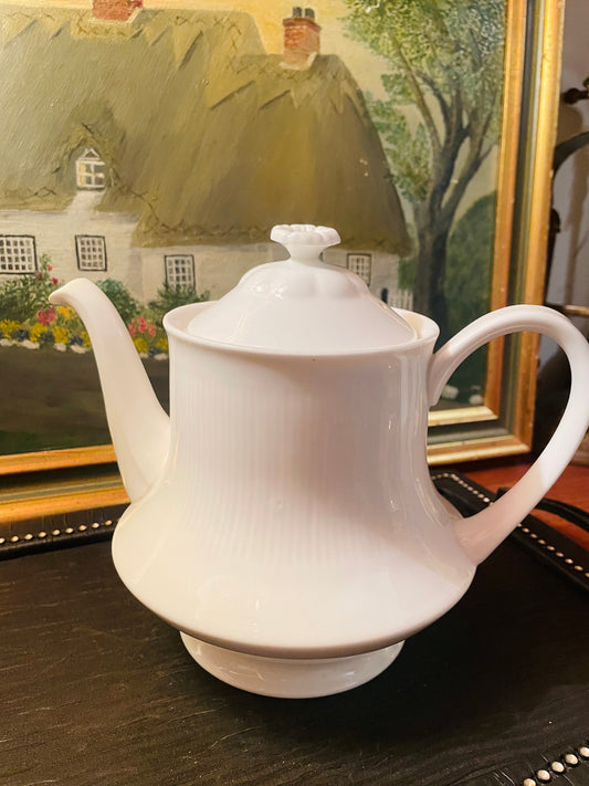 Plain White Teapot, Kettle, Porcelain
