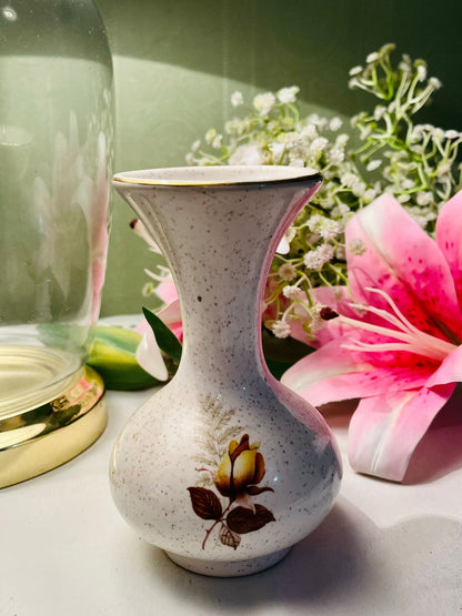 Kernewek Floral Ceramic Vase Speckled Cream Gold Rim 13 cm