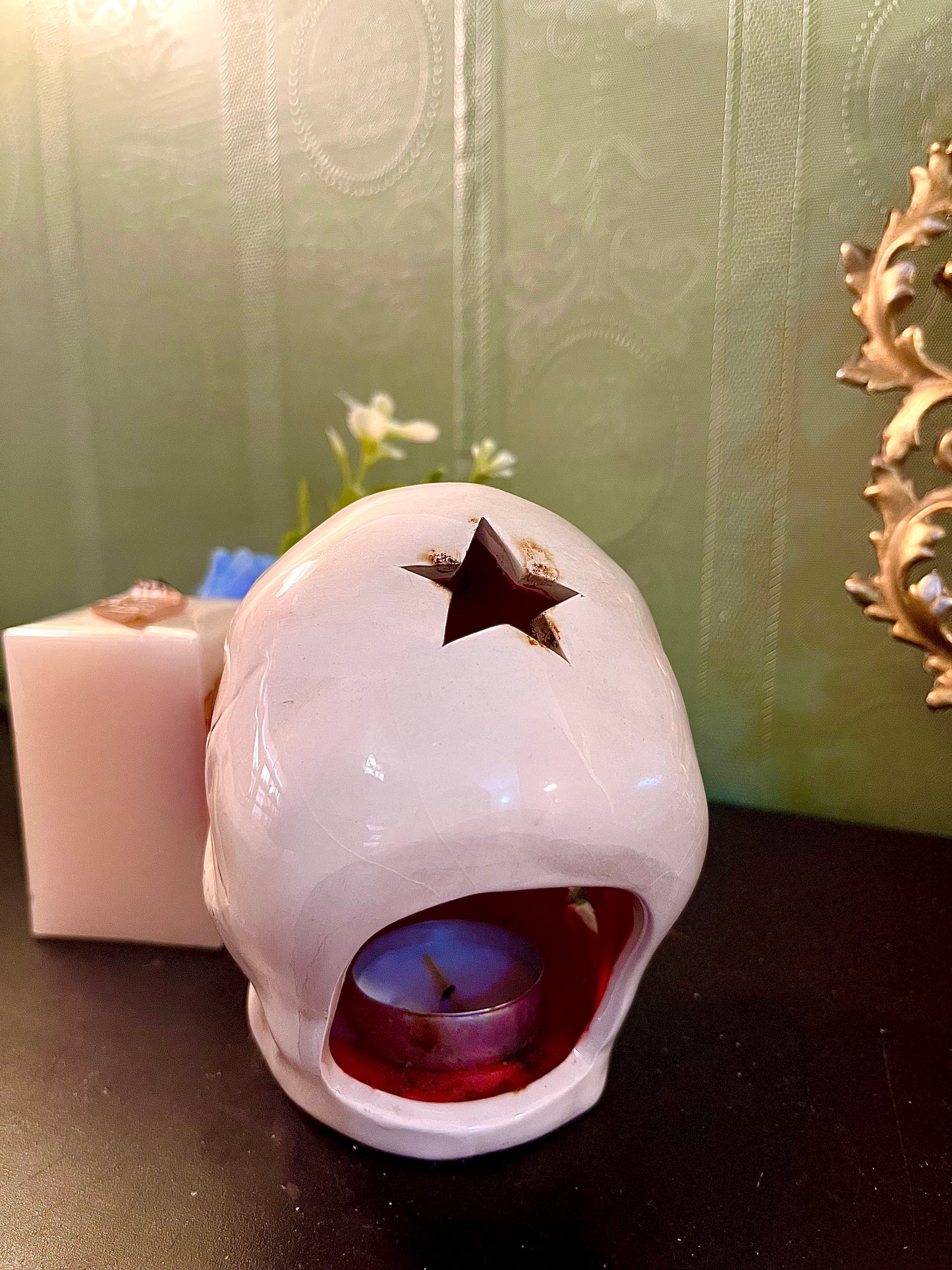 Ceramic Skull Tealight Candle Holder