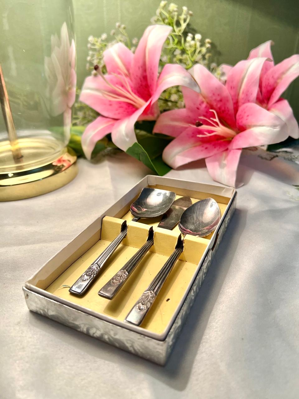 Vintage Silver-Tone 3-Piece Spoon & Spreader Set