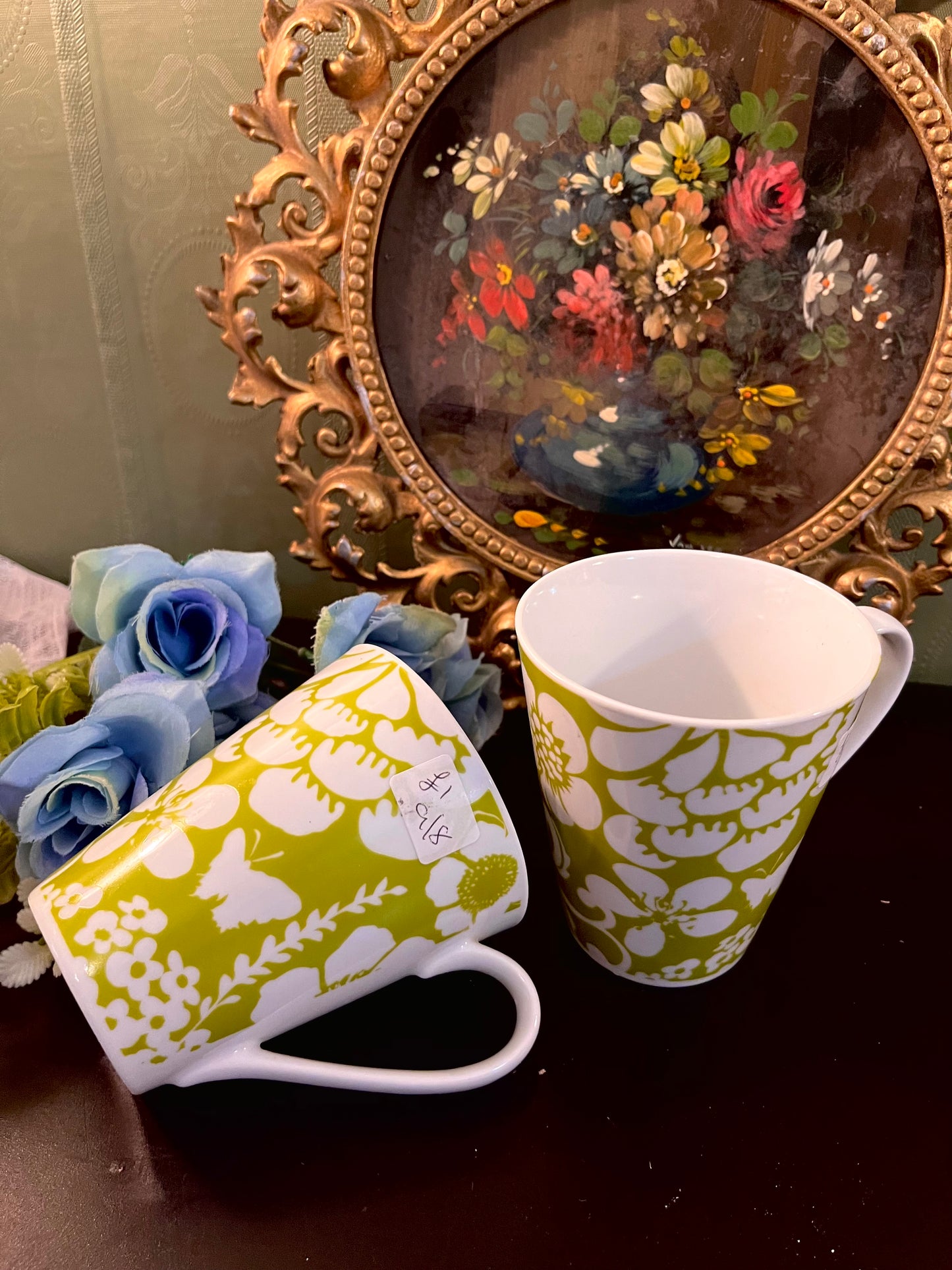 Set of 2 Green & White Floral Ceramic Mugs