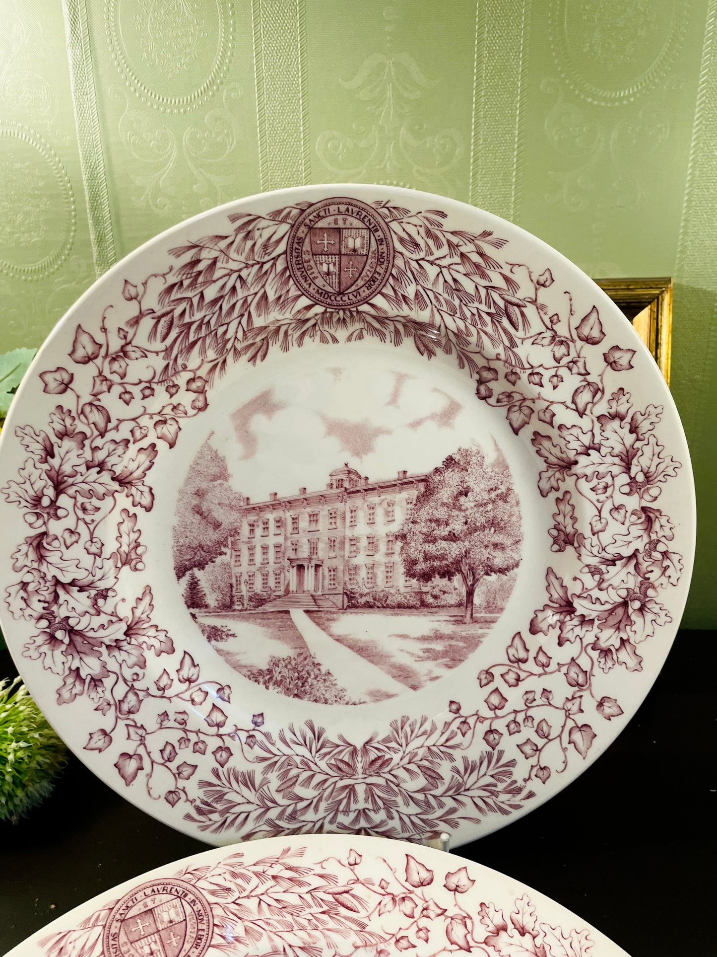 Wedgwood St. Lawrence University Collector Plate 10 Inch – Choose Design