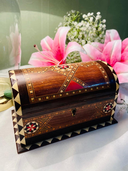 Vintage Inlaid Wooden Jewellery Box Approx. 16 cm