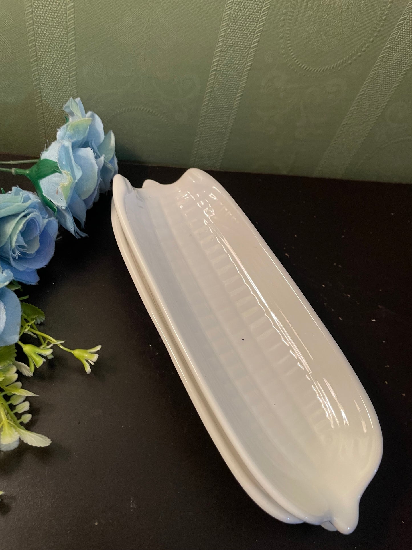 White Ceramic Corn Cob Serving Dishes Set Pair