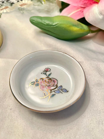Vintage Floral Trinket Dish Gold Trim Made in China 8 cm