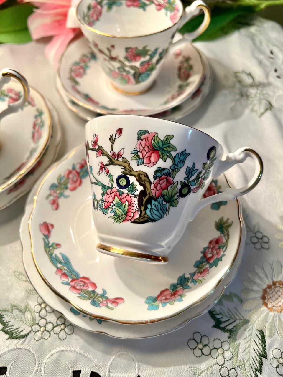 Argyle Bone China 9-Piece Floral Tea Set Made in England