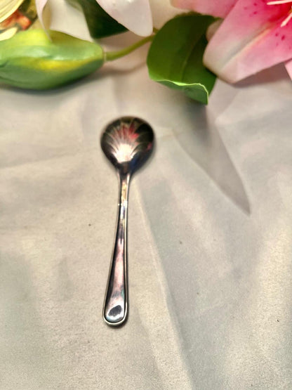 Vintage Shell-Detail Silver-Tone Spoon Approx. 12 cm