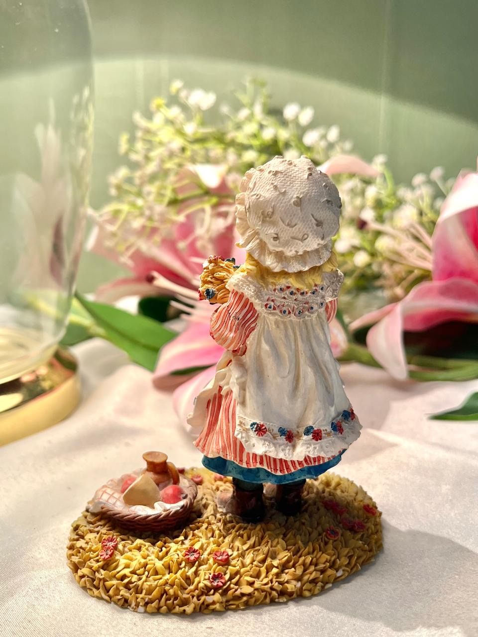Girl with Flowers Figurine Red Blue Dress 11.5cm - 1 Piece