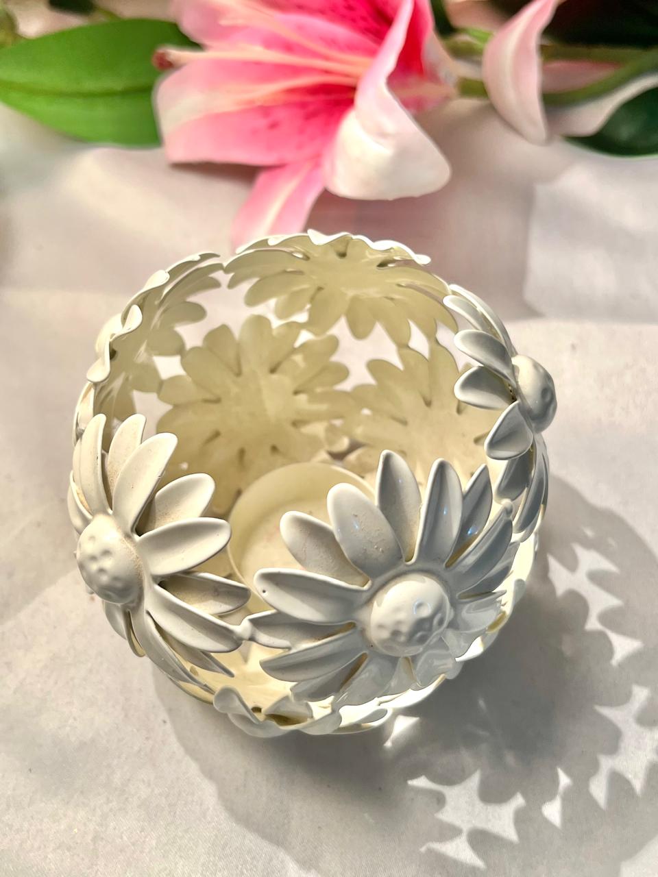 Vintage White Floral Metal Candle Holder Approx. 10 cm