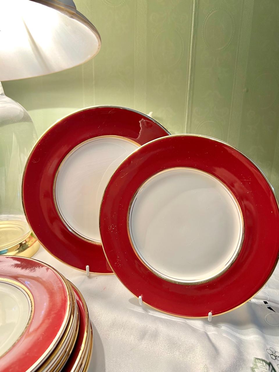 Myott Red Border English 11 Plates Set Gold Rims