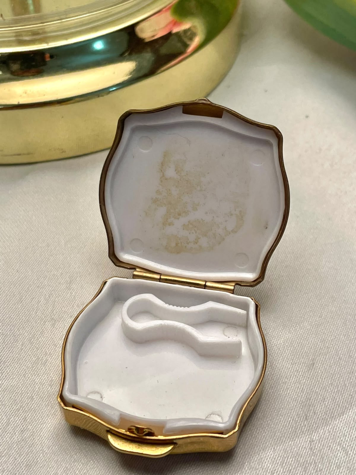 Vintage Blue Floral Compact Trinket Box Approx. 4 cm