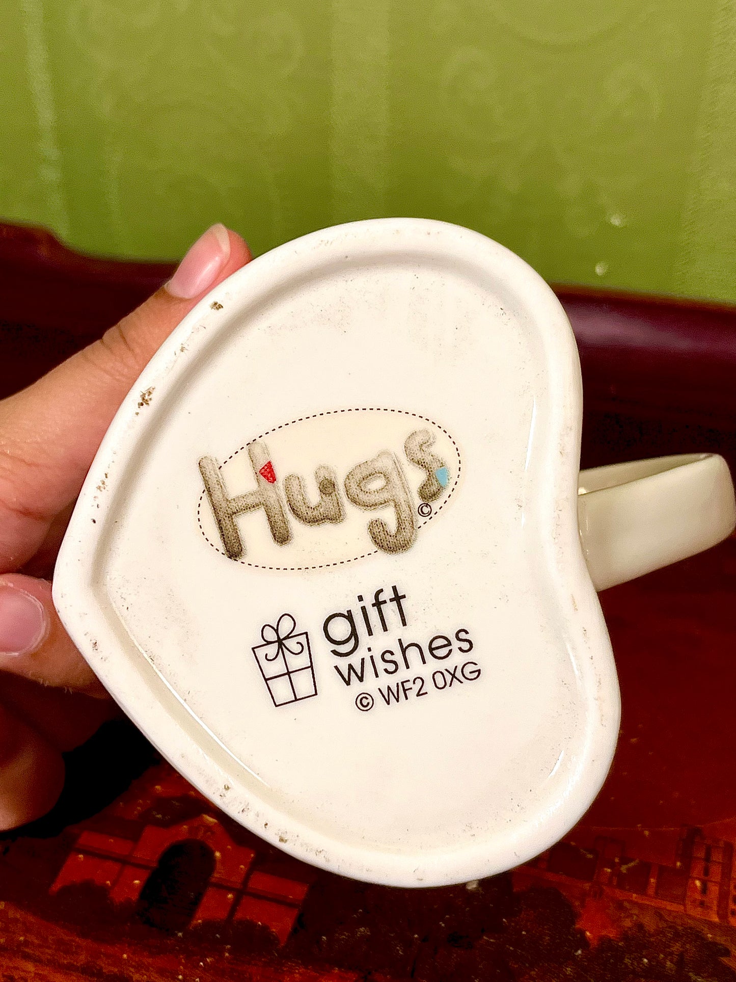Hugs Gift Wishes Teddy Bear Heart Mug 10cm