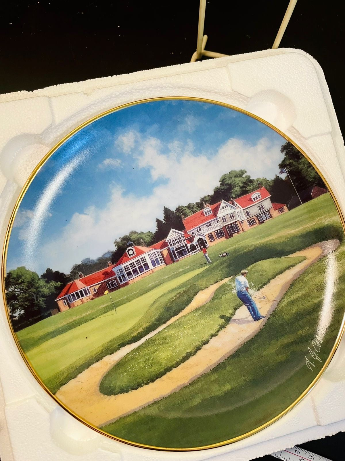 The 18th at Muirfield Golf Course Porcelain Decor Plate – A.G. Hobson
