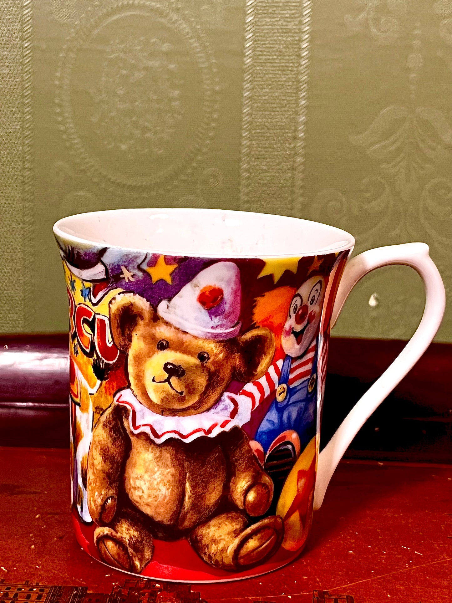 Past Times Circus Fine Bone China Mug Oxford England