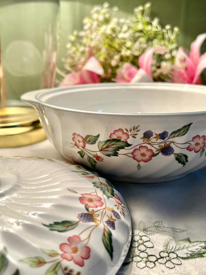 BHS Victorian Rose Covered Serving Bowl 9 in Made in Britain