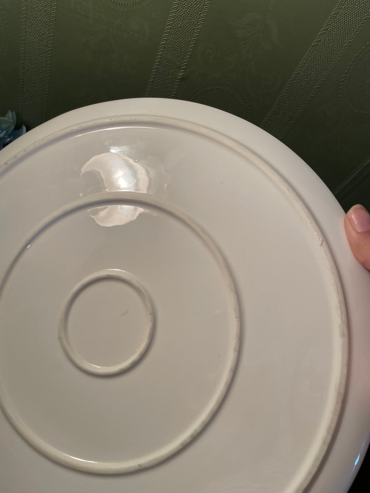 Large White Ceramic Serving Platter / Pizza Plater