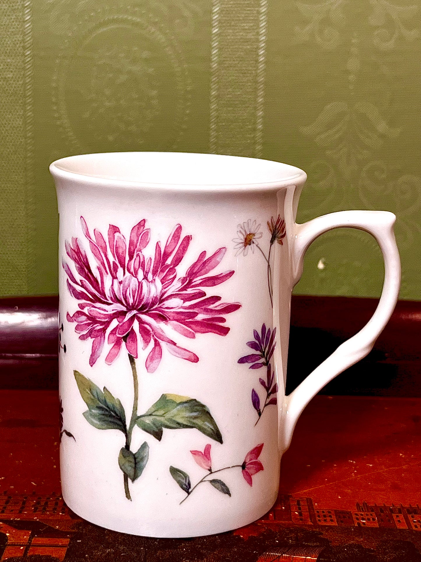 Pink Chrysanthemum Floral Mug – Large Fine China Style Cup 11.5cm