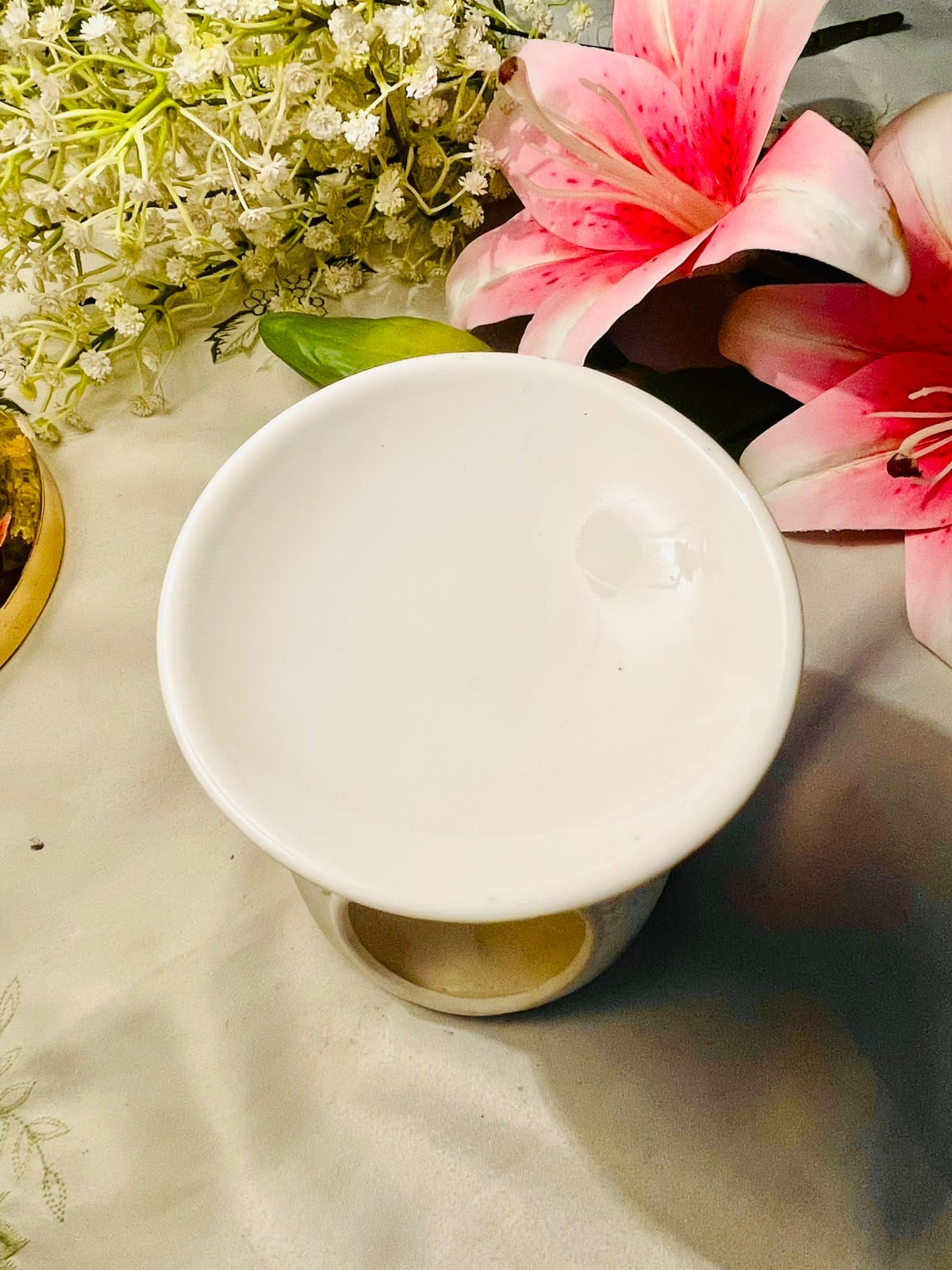 Yankee Candle White Floral Ceramic Wax Melt Burner – 5 Inch