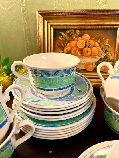 Churchill Vintage Fine China Tea Set Green Leaf – 16 Piece