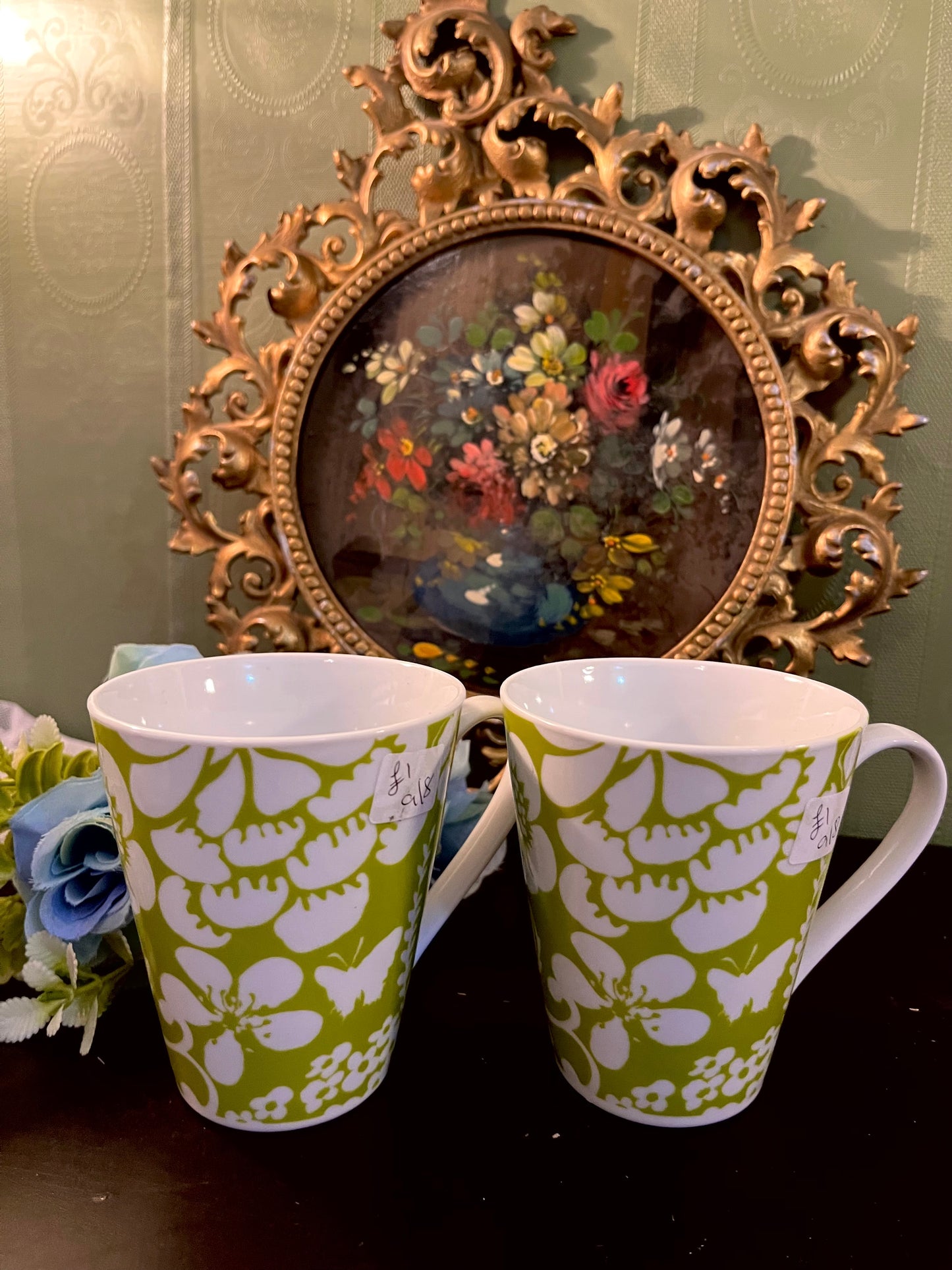 Set of 2 Green & White Floral Ceramic Mugs