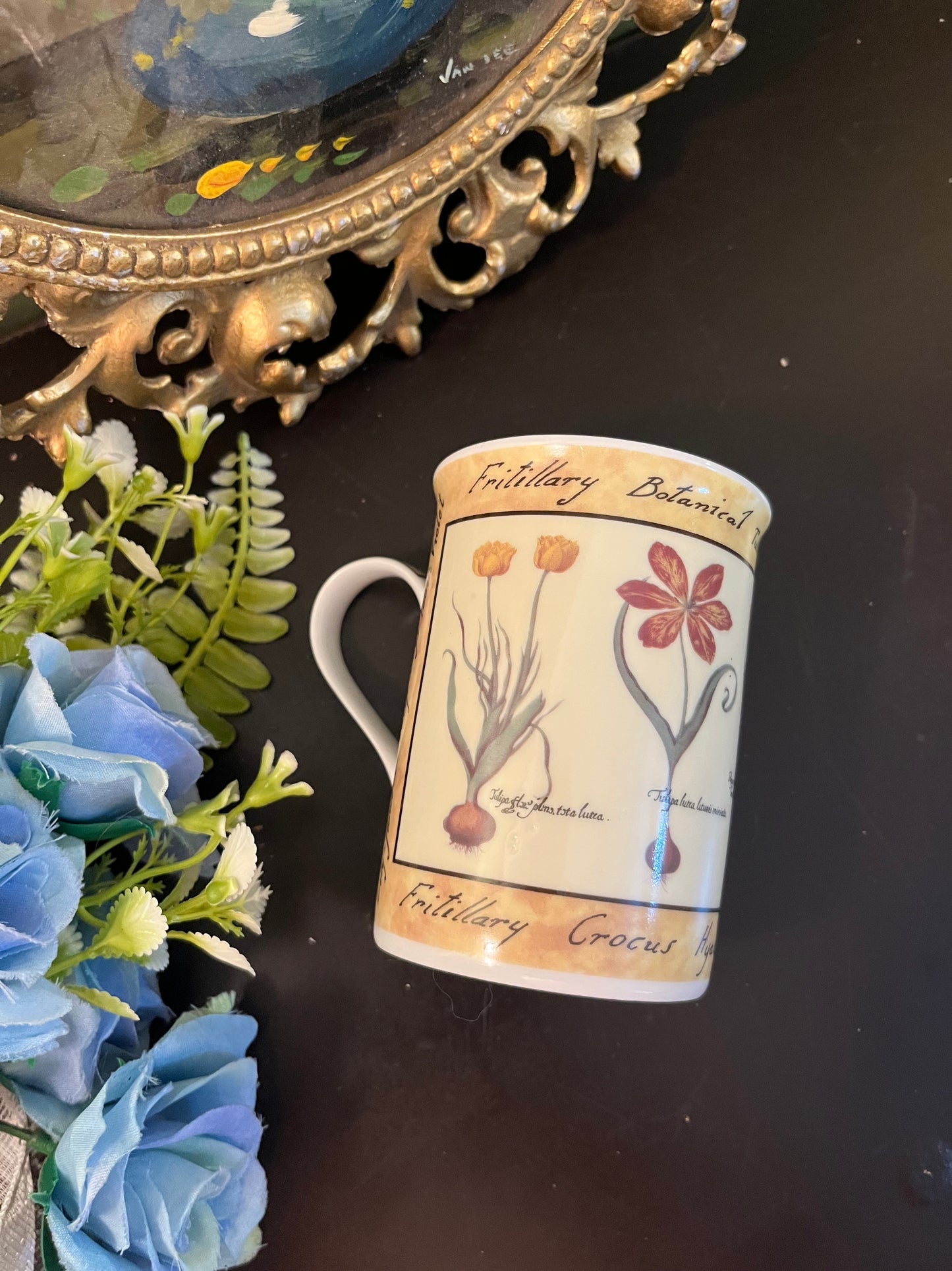 Botanical Tulip Porcelain Mug