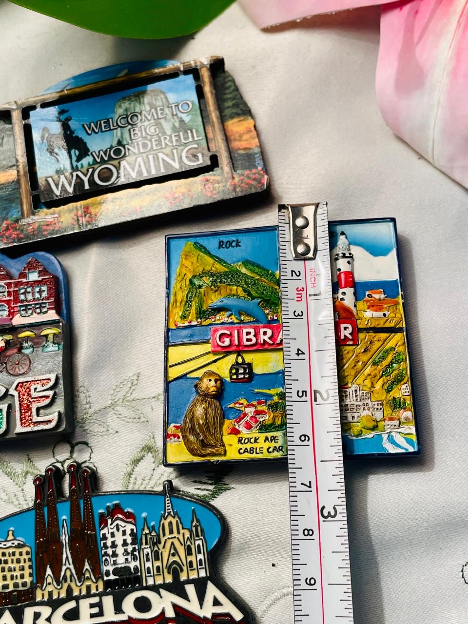 Fridge Magnet 4-Piece Travel Souvenir Decor Set Brugge Barcelona & Gibraltar