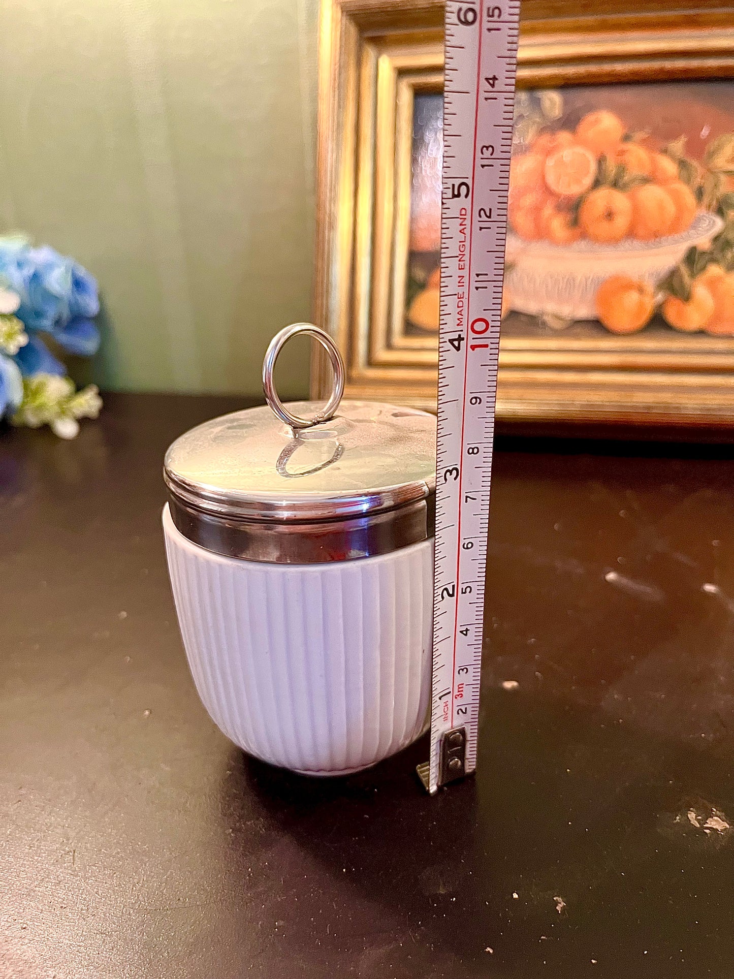White Ribbed Ceramic Egg Coddler with Metal Lid – Kitchen Serveware