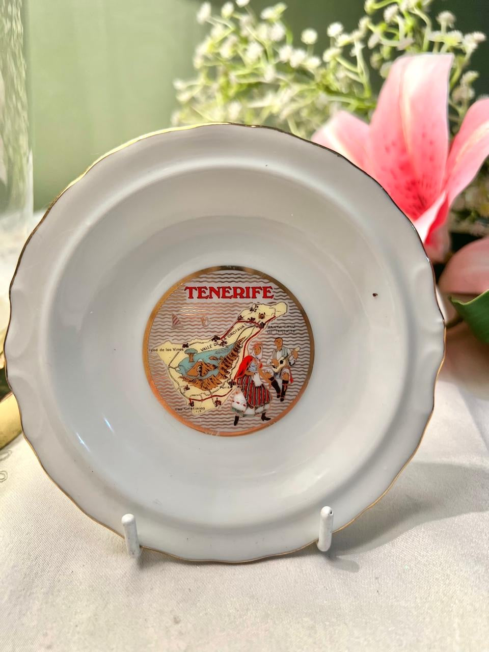 Tenerife Souvenir Wall Plates Set of 2 Gold Trim 9–11 cm