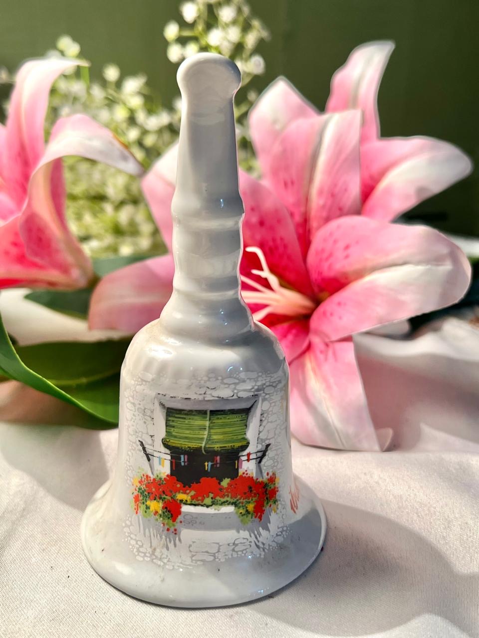 Vintage White Ceramic Cottage Window Floral Bell – 5