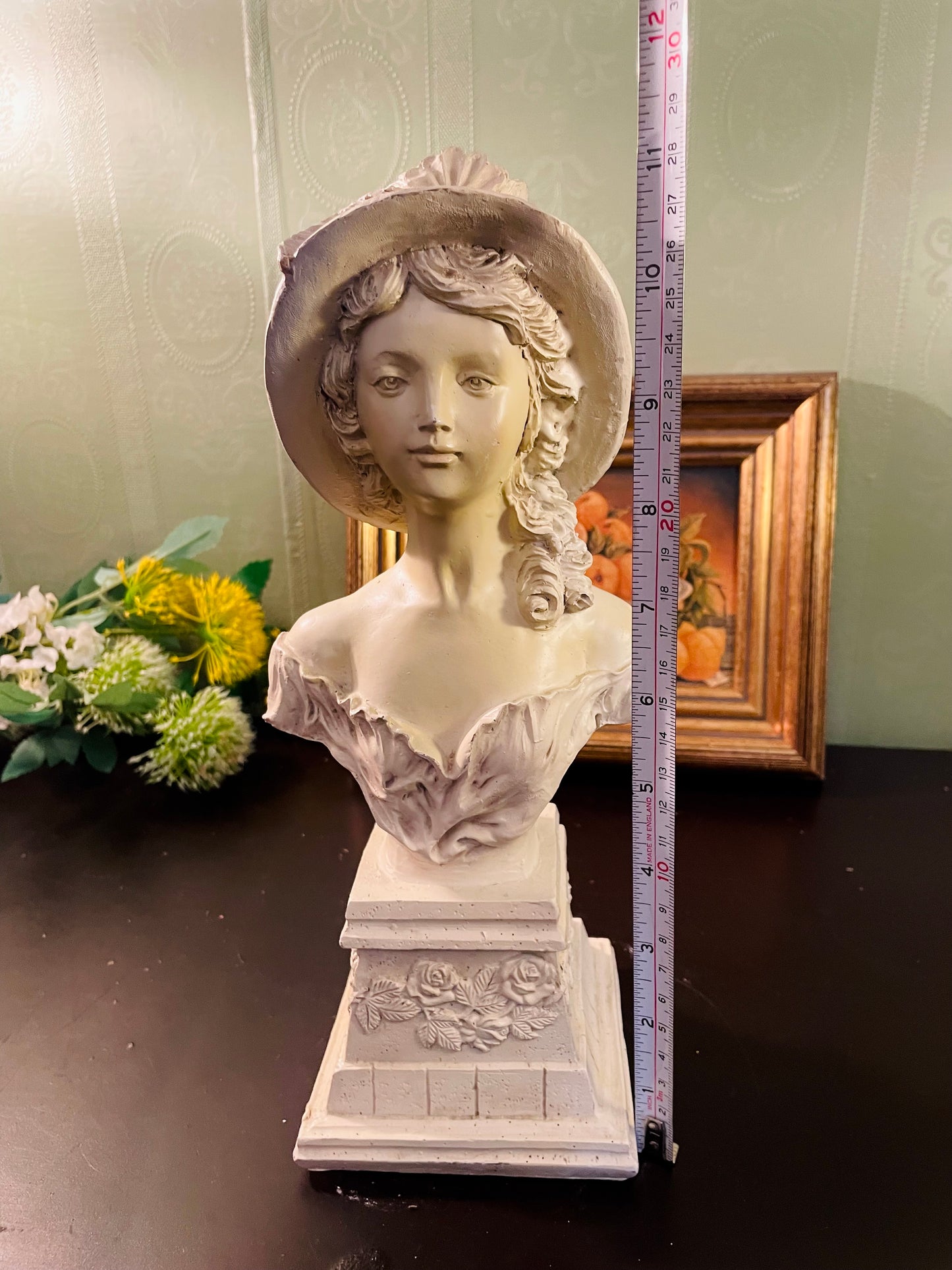Antique Victorian Lady Bust Sculpture – 28 cm