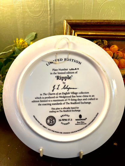 Wedgwood Ripple Collector Plate 20 cm Limited Edition