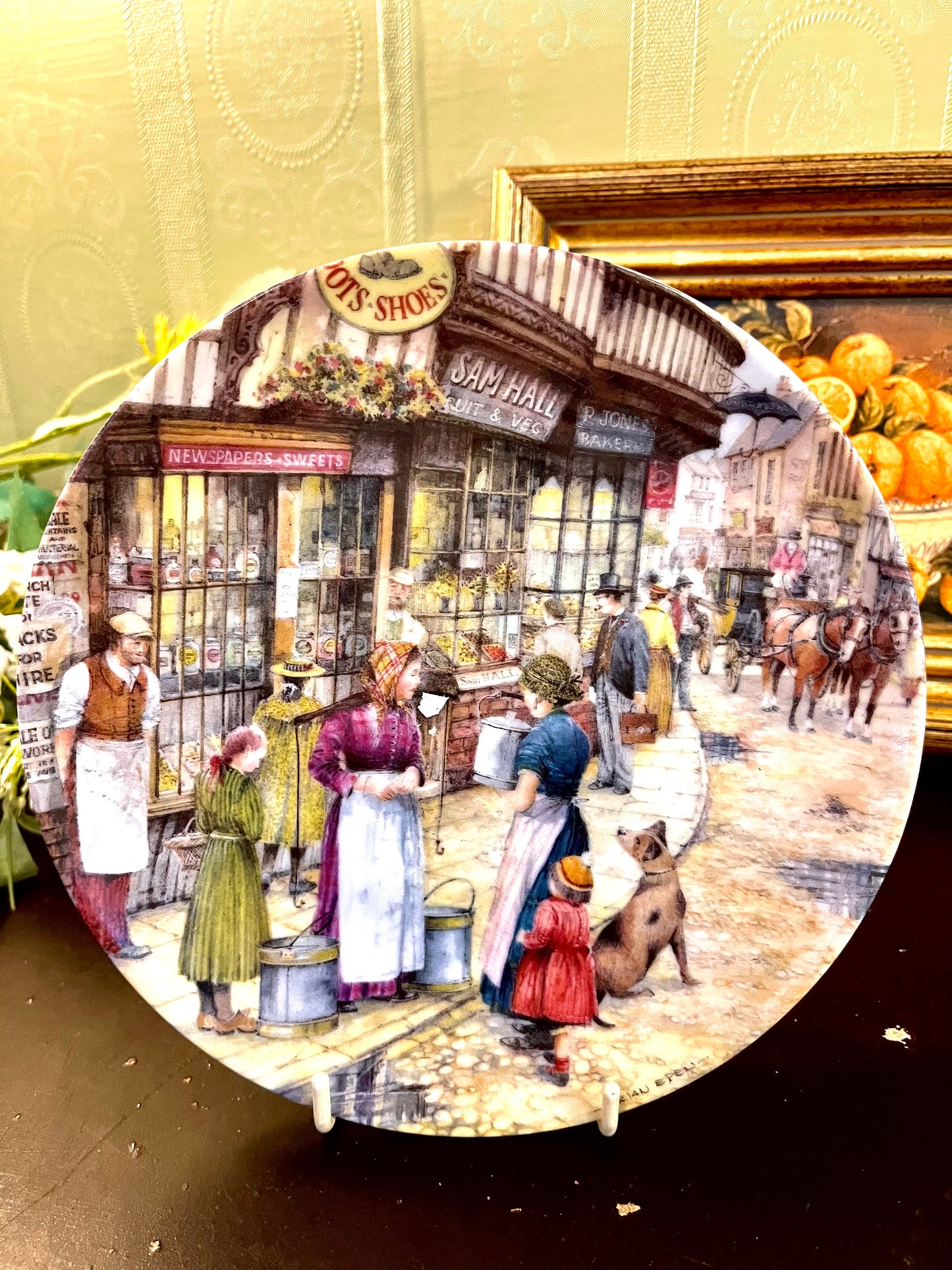 Davenport The Milkmaid Limited Edition Collector Plate 1991