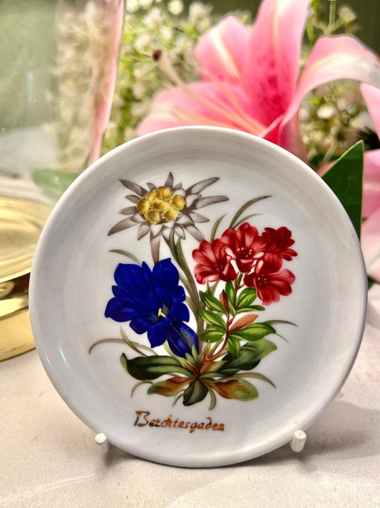 Vintage Edelweissgarten Floral Decorative Plate 4 in