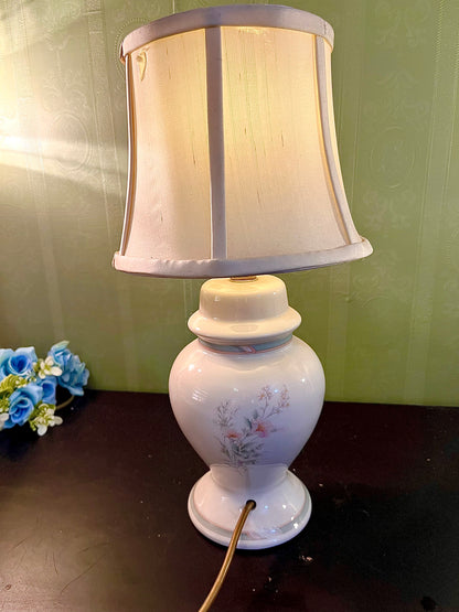 Vintage Floral Ceramic Table Lamp 16 Inch