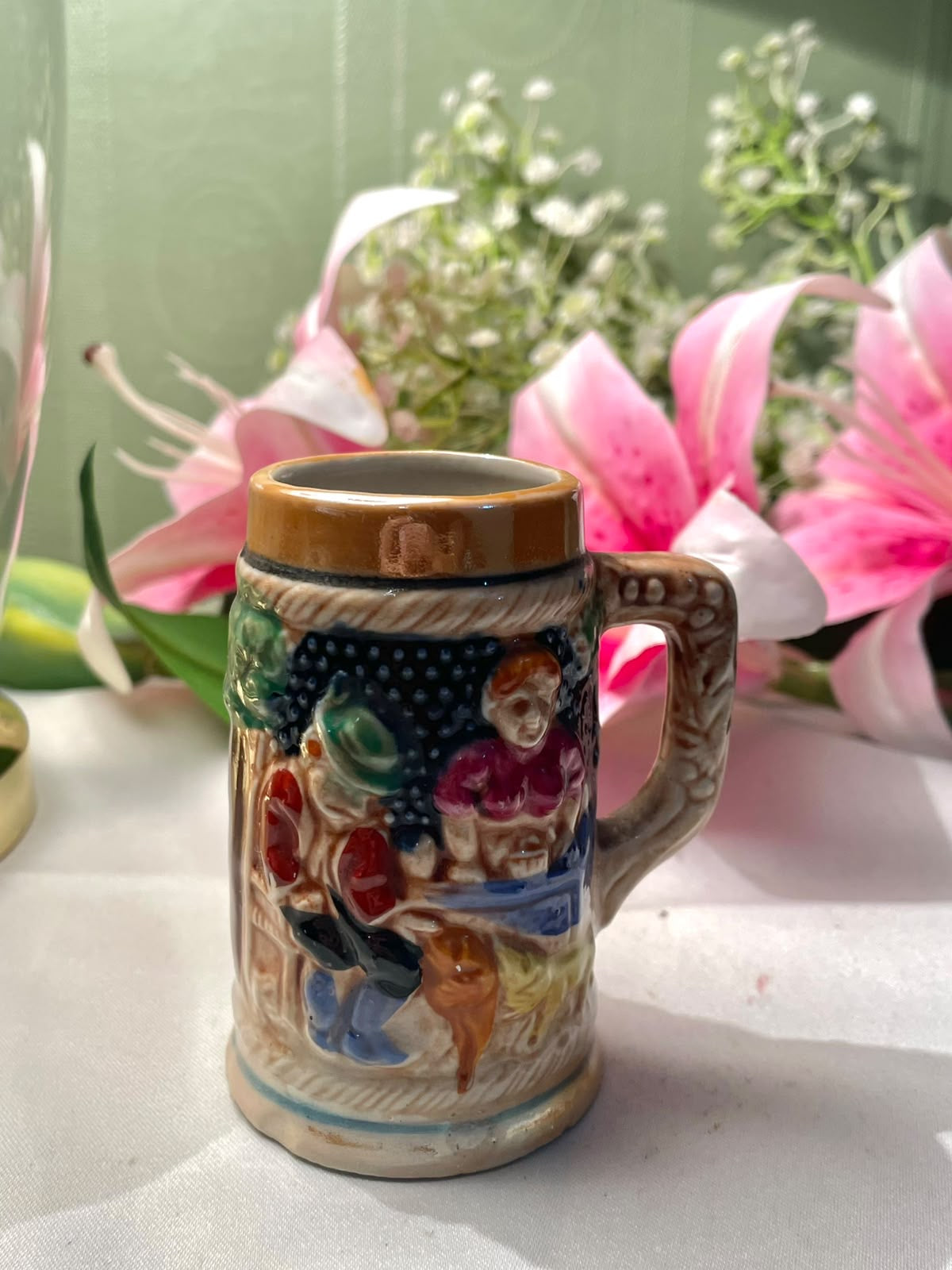 Vintage Multicolour Relief Tankard Mug Approx. 9 cm