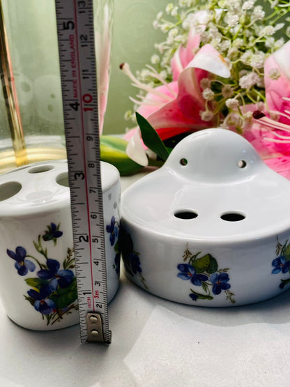 Vintage White Ceramic Bathroom Set Blue Floral 2-Piece 12 cm