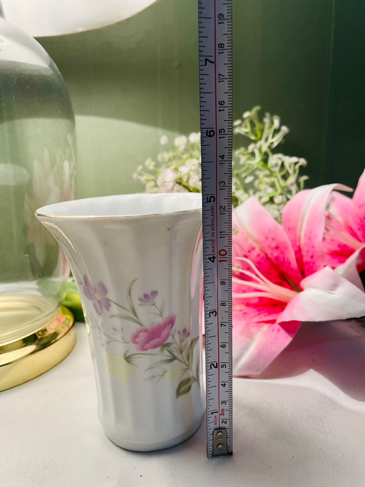 Vintage White Ceramic Sculptural Vase Pink Accent 15 cm